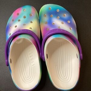 Crocs NWOT Youth Size J 3 Classic Solarized Clogs | Tie Dye Crocs| Slip On Shoes